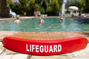 The Ultimate Guide to Becoming a Lifeguard in 2025 (Training, Certification & Jobs)